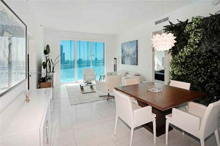 950 Brickell Bay Dr