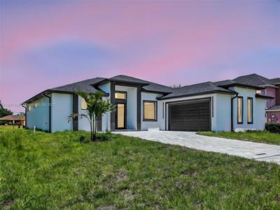 404 SW 29th Ave