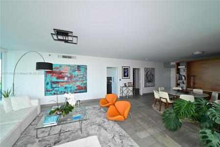 2127 Brickell Ave