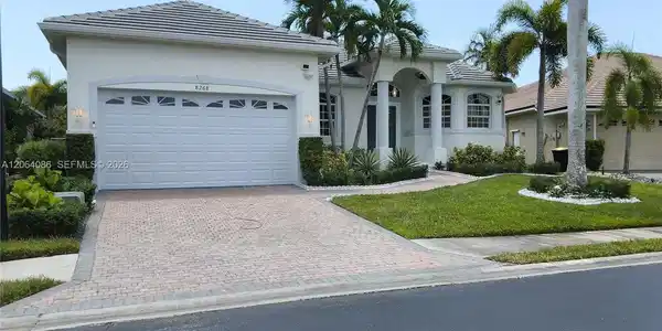 8268 S SOUTHWIND