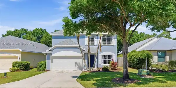 3117 SW Solitaire Palm Dr
