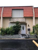 3528 NE 167th St Unit 8