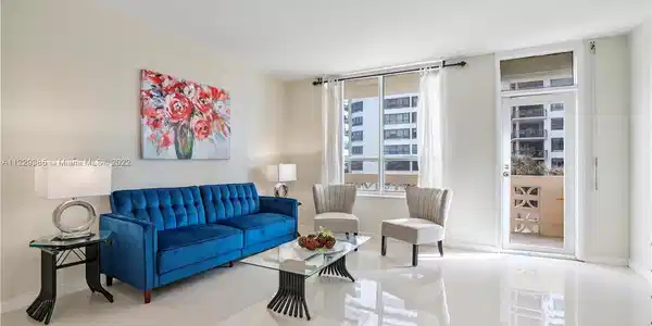 10185 Collins Ave Unit 515