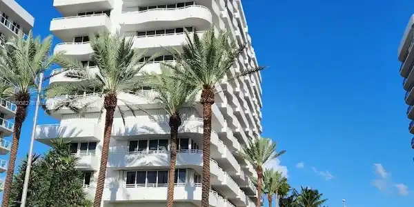 8911 Collins Ave Unit 201
