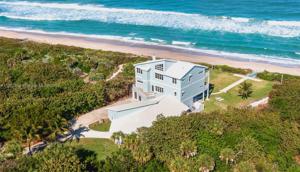 8735 S HIGHWAY A1A