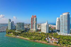 300 S Pointe Dr