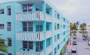 701 Collins Ave Unit 4F