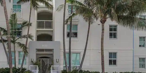9172 Collins Ave Unit 212