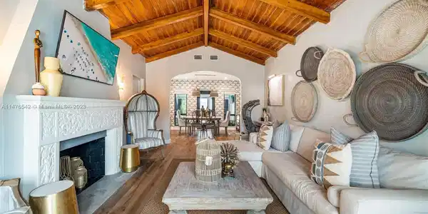 653 NE 87th Street