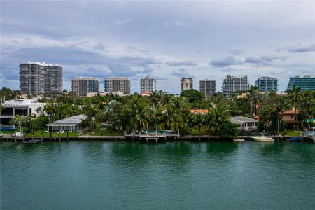 9381 E Bay Harbor Dr