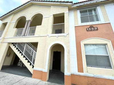 1660 SE 29th St