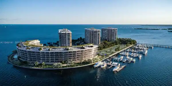 5 Grove Isle Dr.