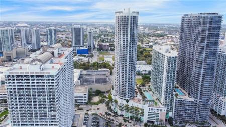 1750 N Bayshore Dr