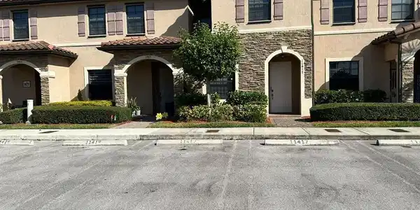 11417 SW 250th