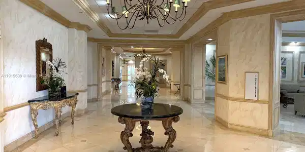 Image 2: Lobby entrance