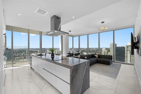 700 NE 26th Ter