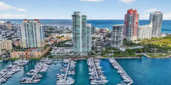 1000 S Pointe Dr