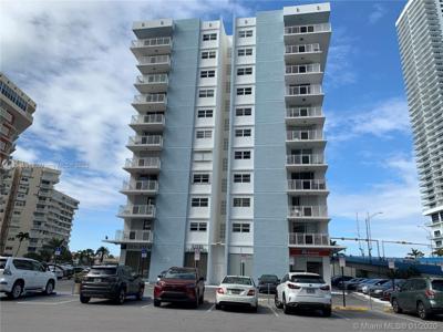1801 S Ocean Dr