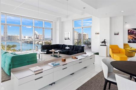 201 Aqua Ave