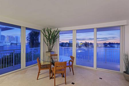 511 Bayshore