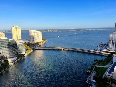 495 Brickell Ave