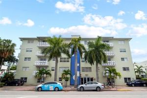 1498 Jefferson Ave Unit 305