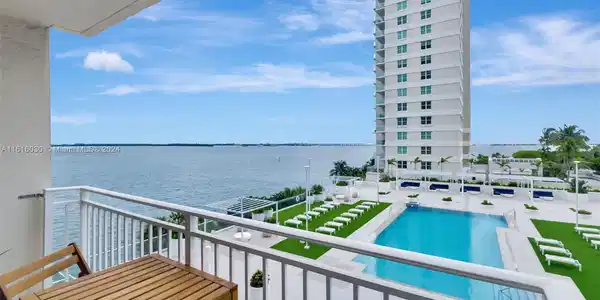 770 Claughton Island Dr
