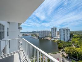 2801 NE 183rd St Unit 1909W