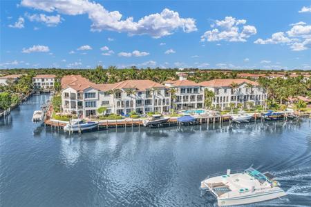 3127 Waterside Cir