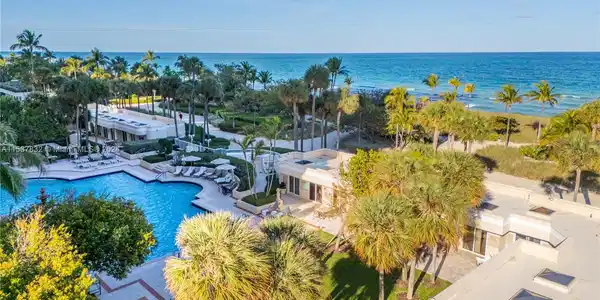 9999 Collins Ave