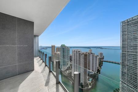 300 Biscayne Blvd Way