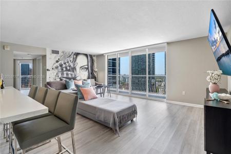 1200 Brickell Bay Dr