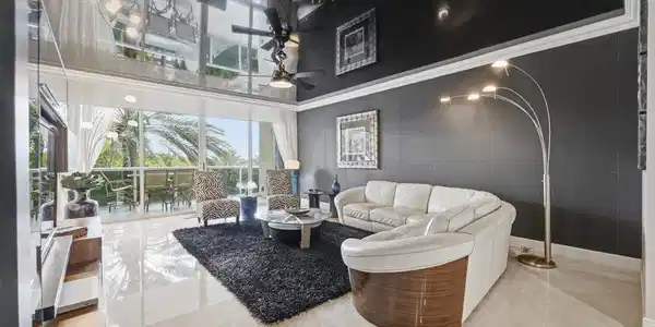 3100 N Ocean