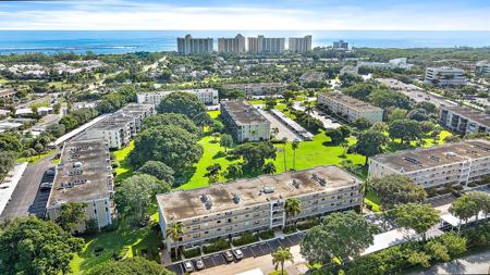 300 N Highway A1a