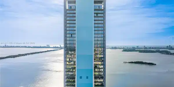 700 NE 26th Ter Unit 3606