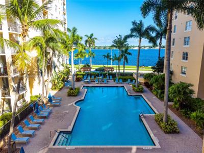 1801 N Flagler Dr