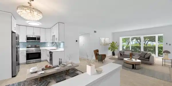 315 Venetian