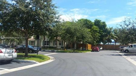 917 NE 42nd Pl