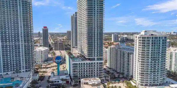4111 S Ocean Dr