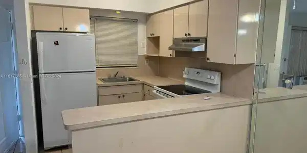 1755 NE 116TH RD