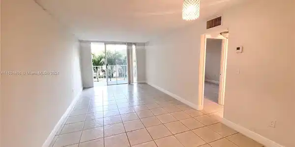 1805 Sans Souci Blvd