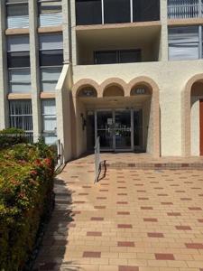 801 Three Islands Blvd