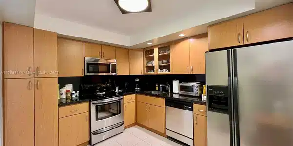 18021 Biscayne Blvd Unit 503-2