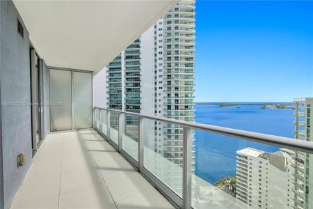 1300 Brickell Bay Dr