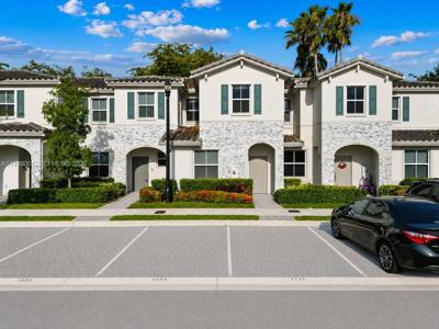 1705 SE 27th Rd