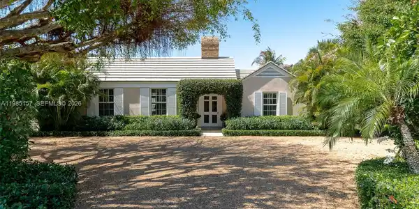 74 Gomez Rd