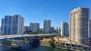 19390 Collins Ave Unit 1511