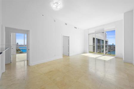 325 S Biscayne Blvd