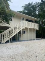 100 Oleander Dr