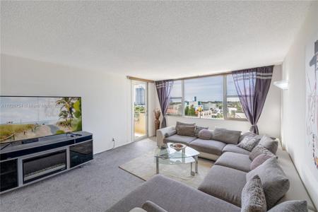 3180 S Ocean Dr